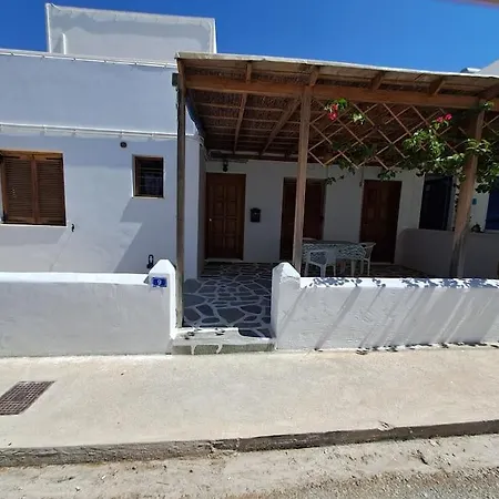 Aphrodite Parikia (Paros)